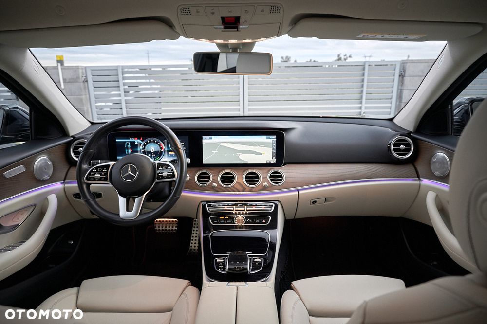 Mercedes-Benz Klasa E 350 9G-TRONIC Avantgarde - 3