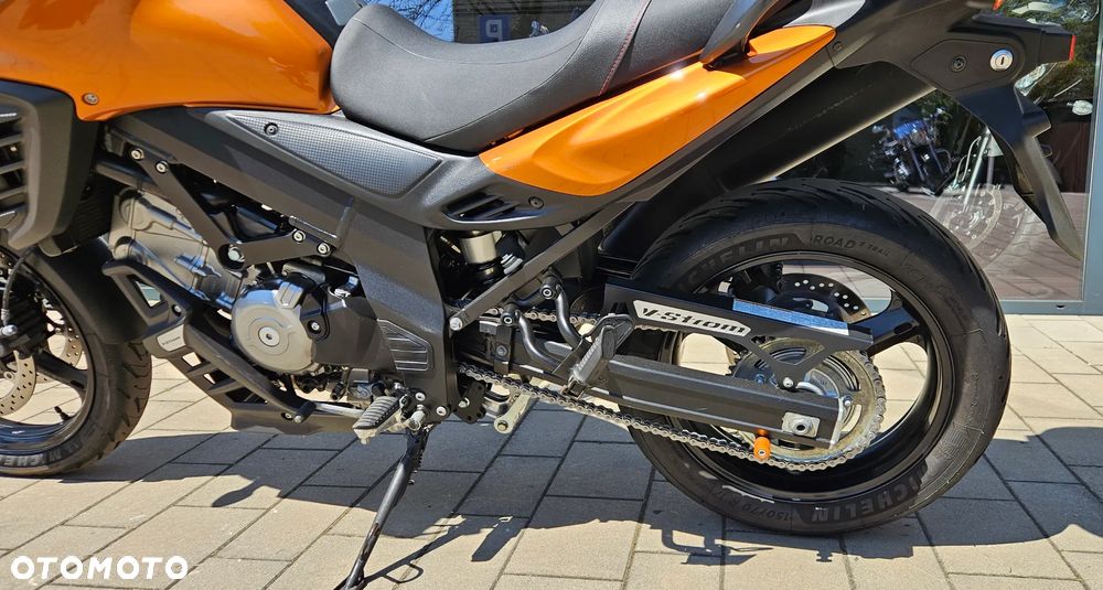 Suzuki DL - 17