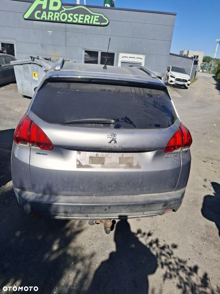 Peugeot 3008 HDi 115 Allure - 5