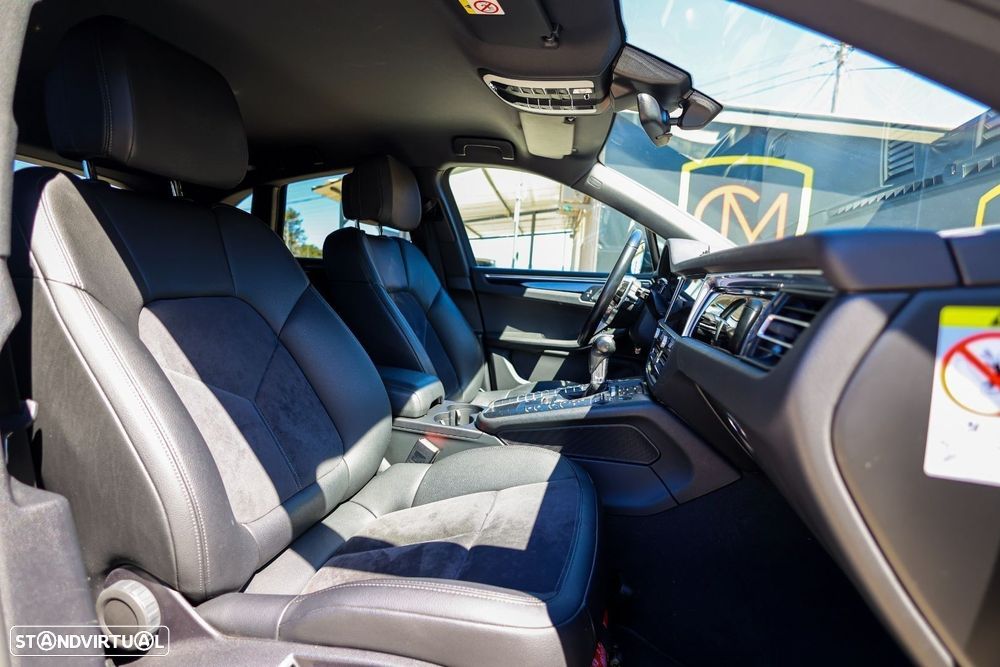Porsche Macan S - 35