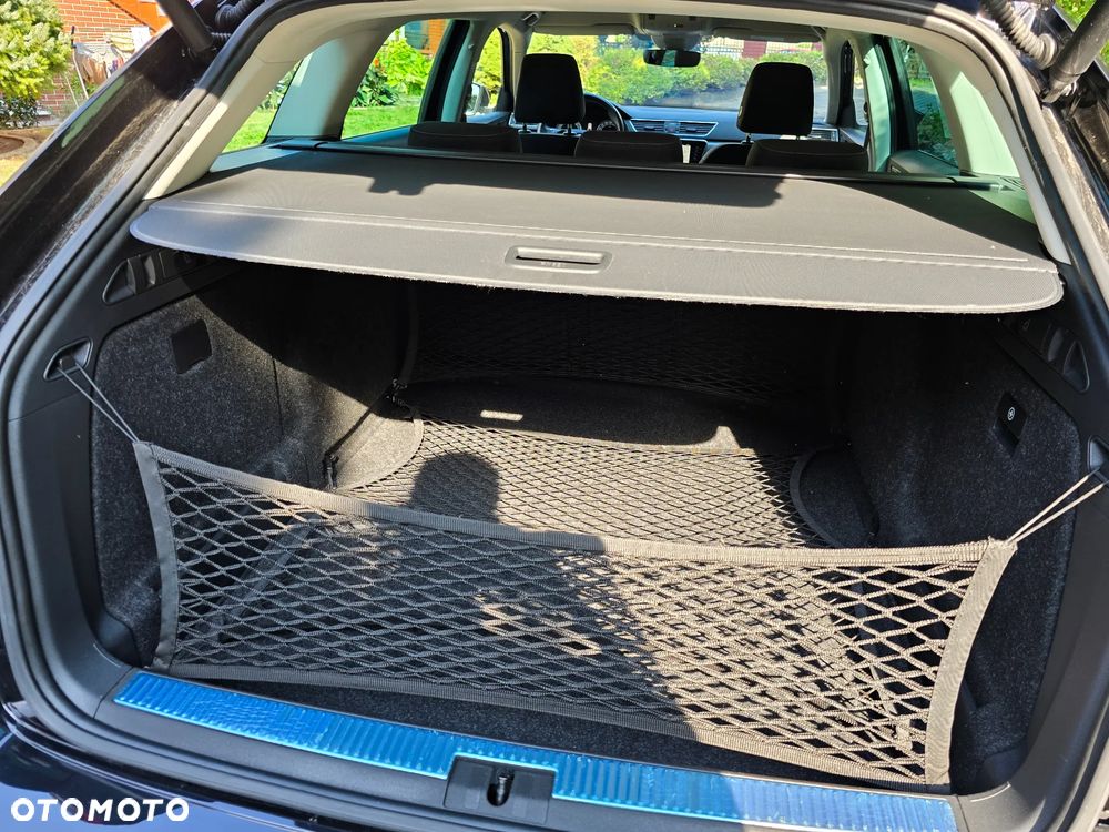 Skoda Superb 2.0 TDI SCR 4x4 Style DSG - 8