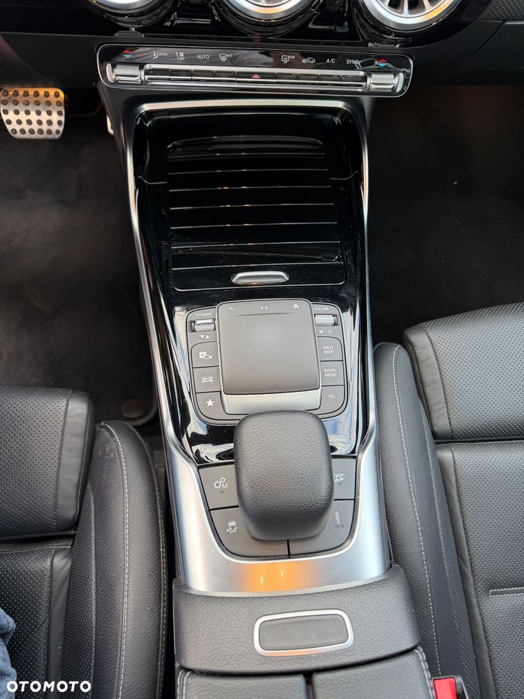 Mercedes-Benz CLA AMG 45 S 4Matic+ B AMG Speedsh 8G-D - 12