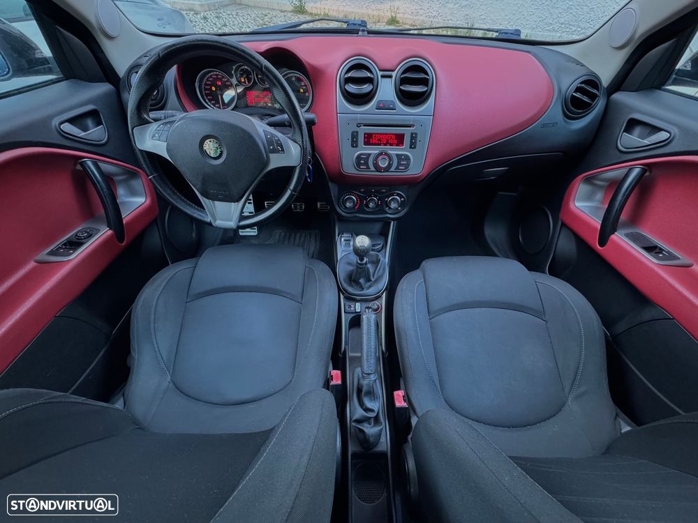 Alfa Romeo MiTo 1.3 JTD Distinctive S&S - 23