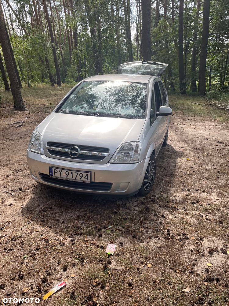 Opel Meriva 1.6 16V Essentia - 12