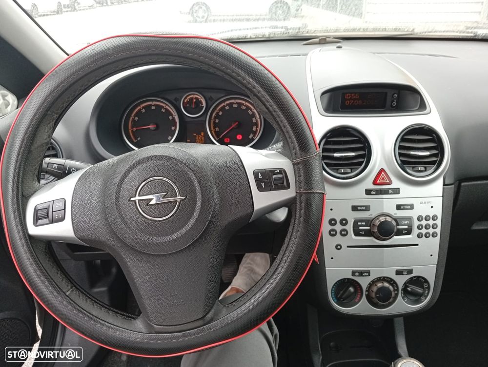 Opel Corsa 1.2 - 4