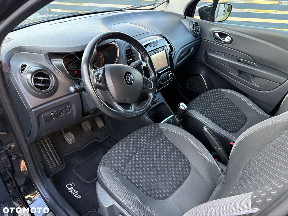 Renault Captur - 16