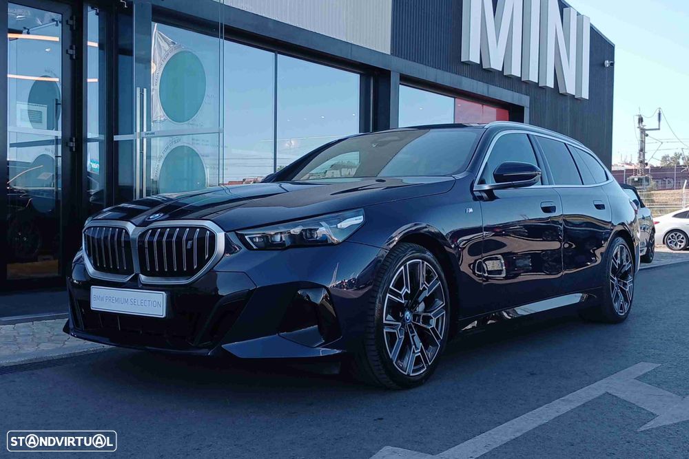 BMW i5 Touring eDrive40 - 19