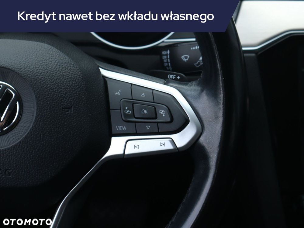 Volkswagen Passat Variant - 23