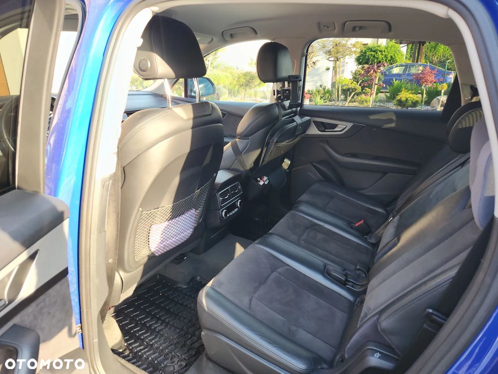 Audi Q7 - 14
