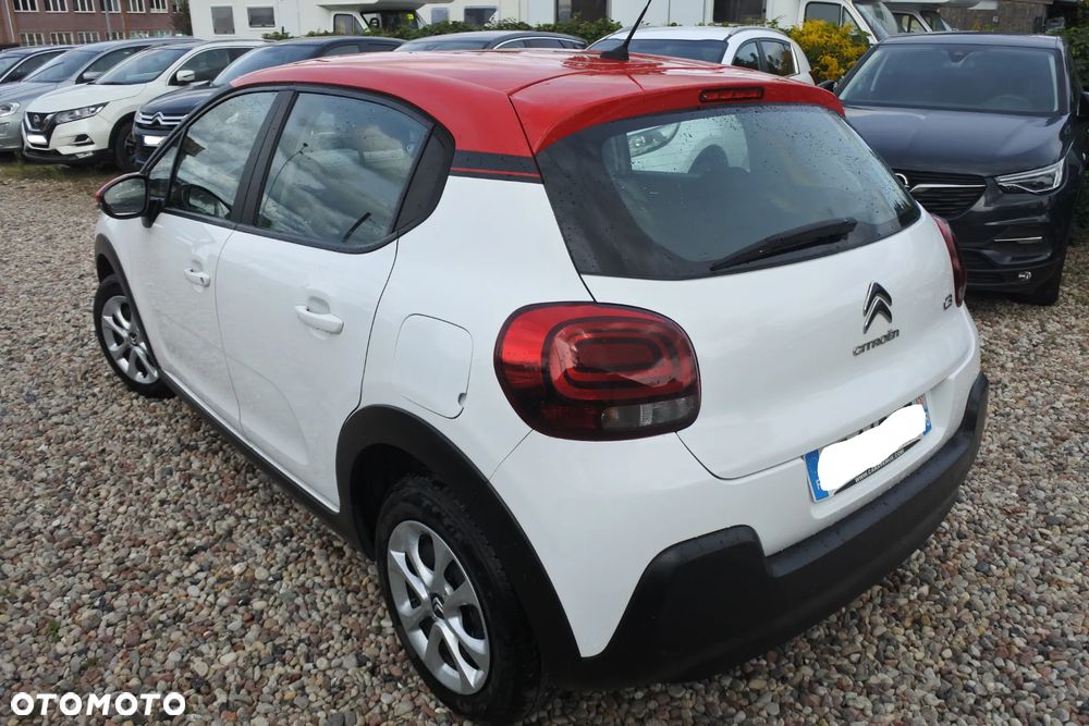 Citroën C3 Pure Tech 82 SHINE - 4
