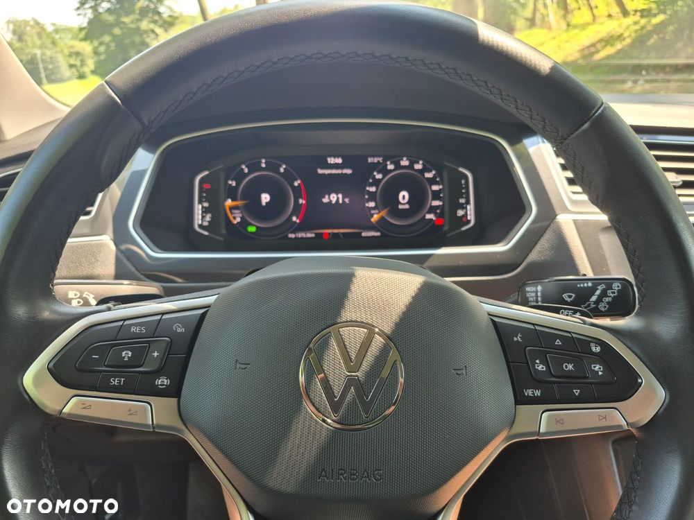 Volkswagen Tiguan 1.5 TSI EVO Elegance DSG - 23