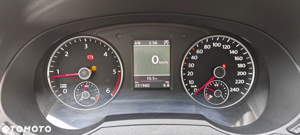 Volkswagen Sharan 2.0 TDI DSG BlueMotion Technology Life - 30