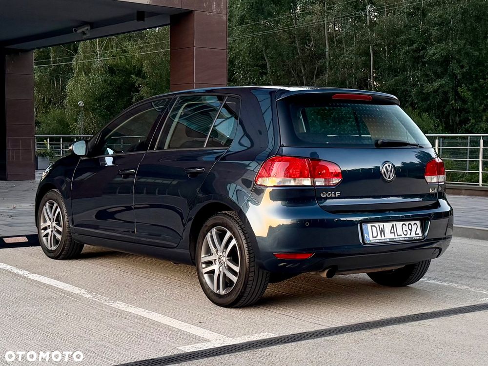 Volkswagen Golf - 16