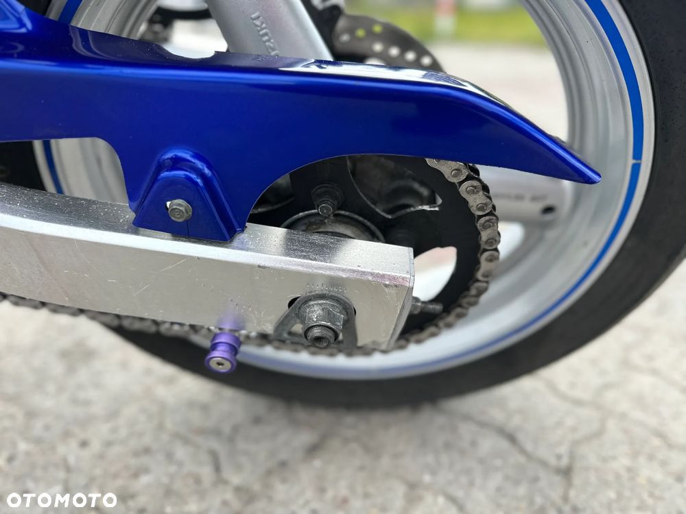 Suzuki SV - 15