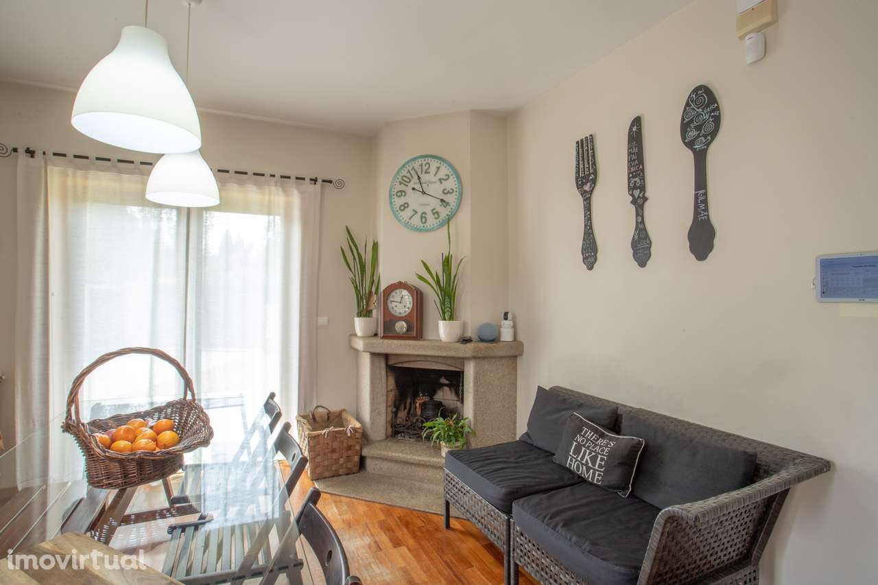 Moradia V3 de quatro frentes - Perosinho SD/04638/CO - Grande imagem: 5/19