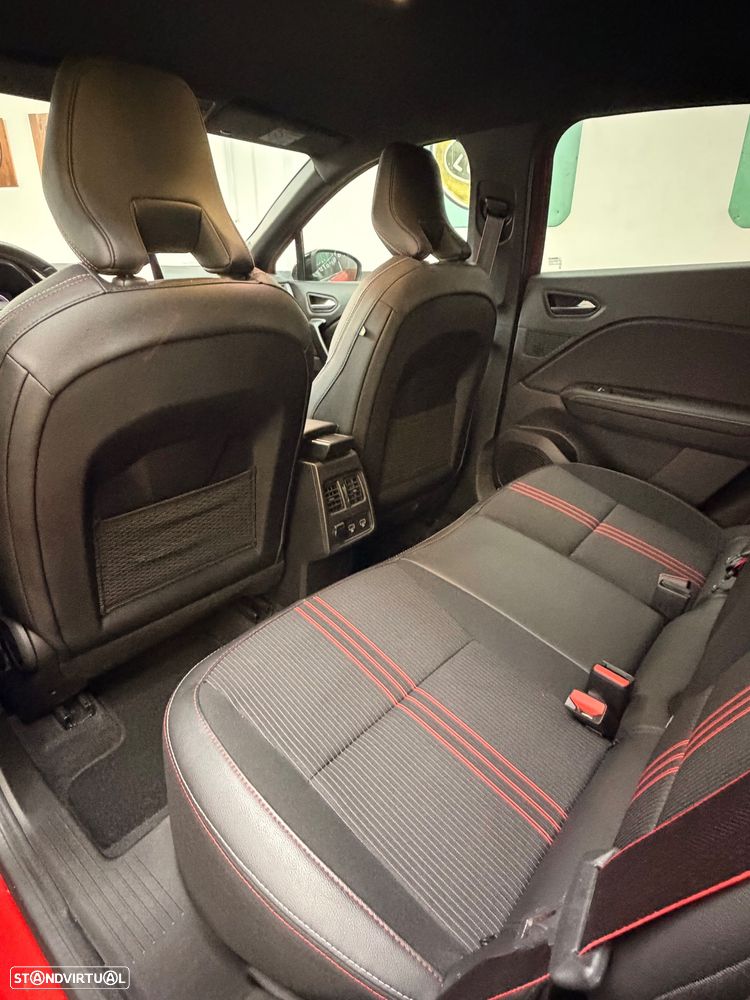 Renault Captur 1.6 E-Tech Plug-In RS Line - 36