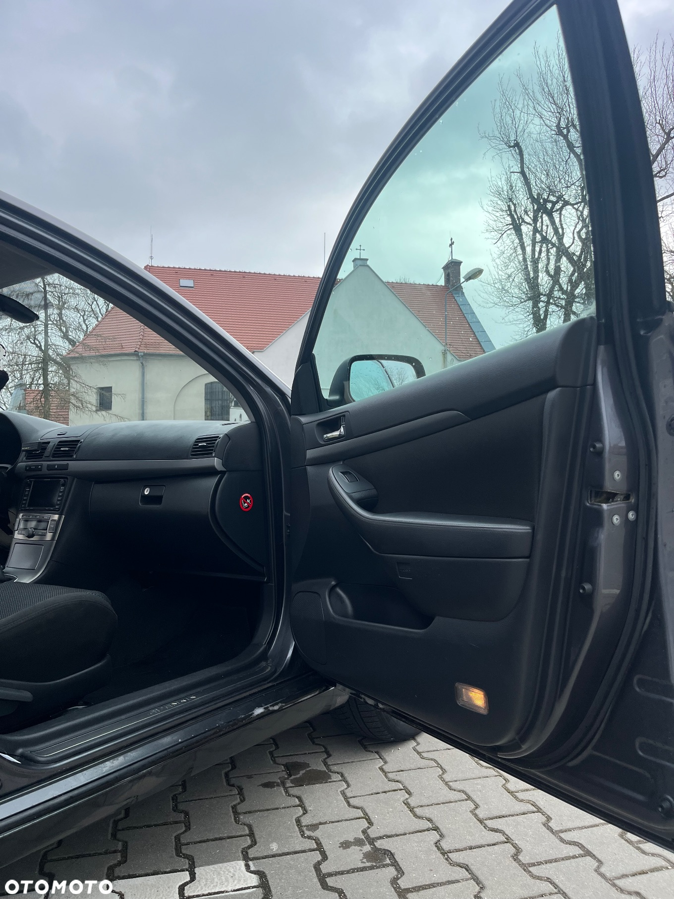 Toyota Avensis - 15