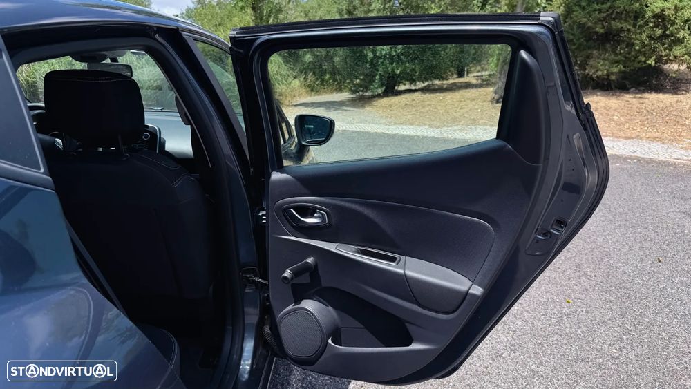 Renault Clio 1.5 dCi Zen — fotografia 14