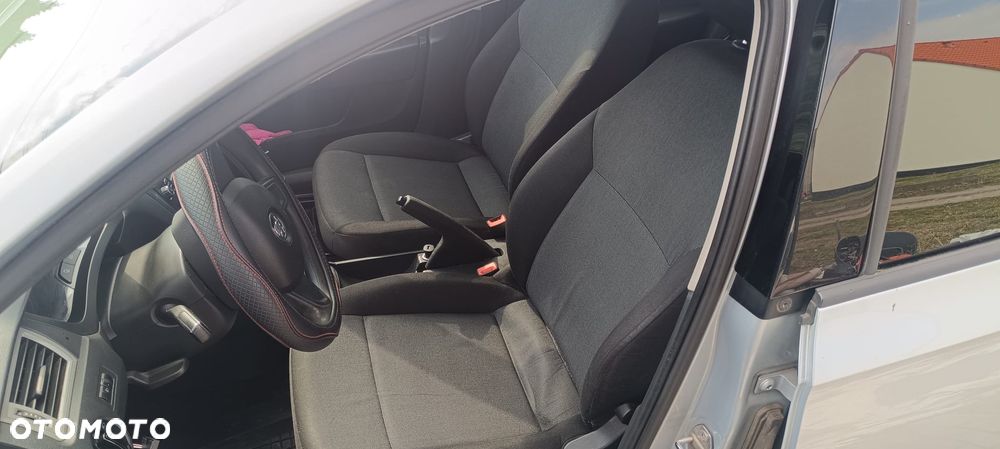 Skoda RAPID 1.2 Active - 6