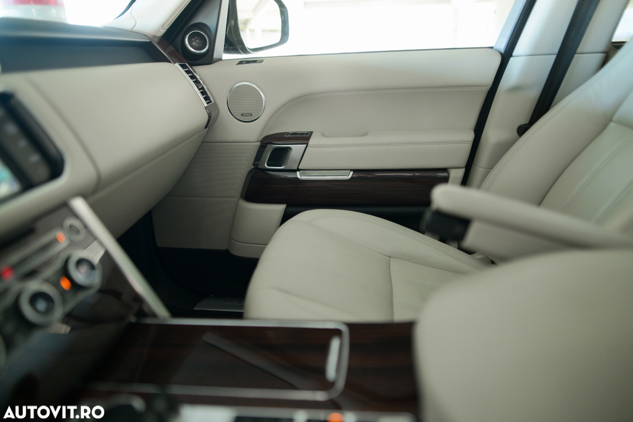 Land Rover Range Rover Vogue - 20