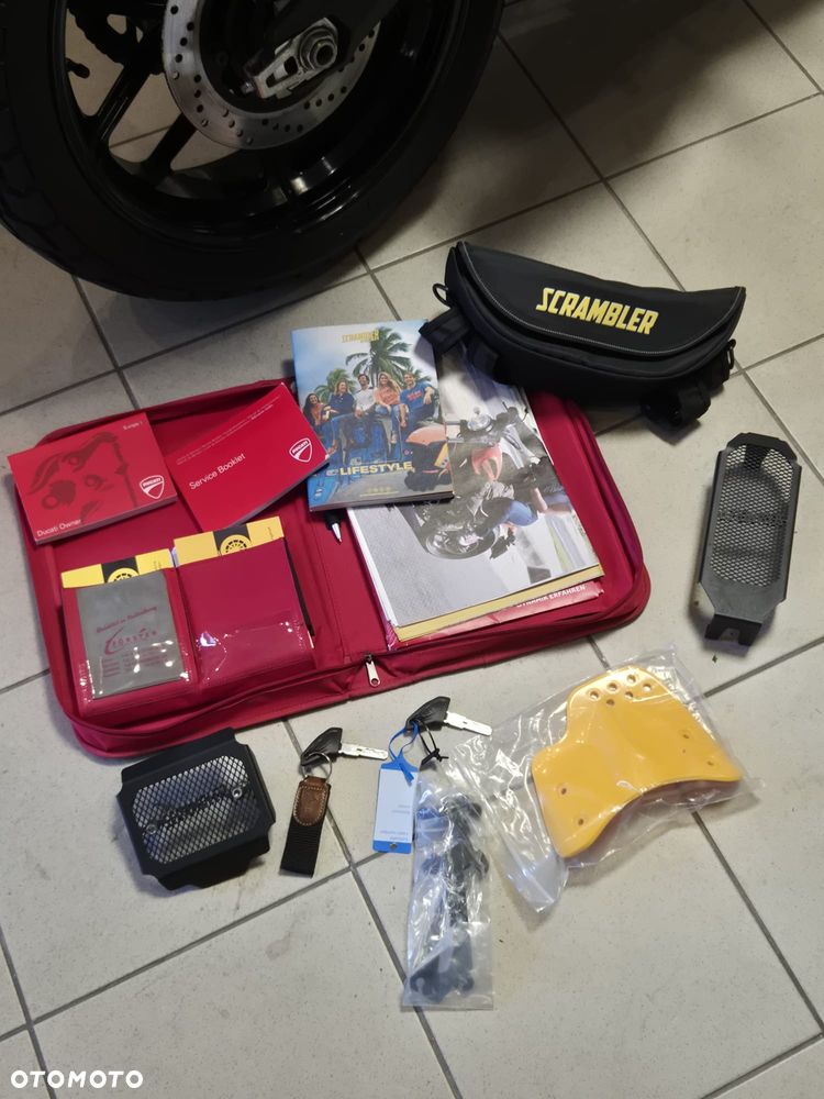 Ducati Scrambler - 14