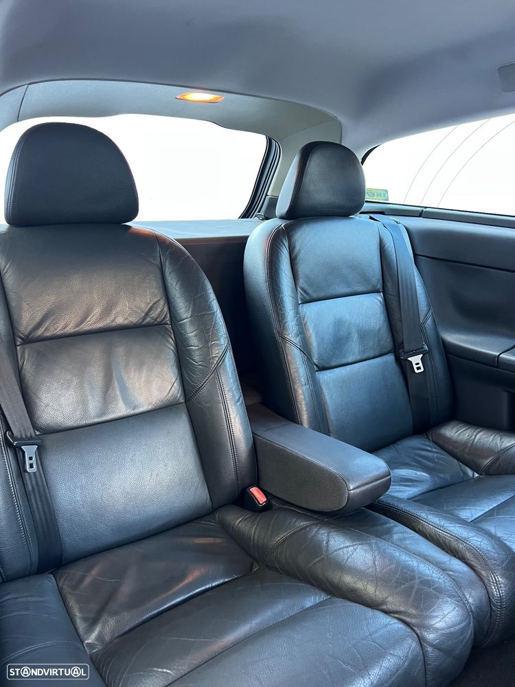 Volvo C30 1.6 D Drive Momentum - 32