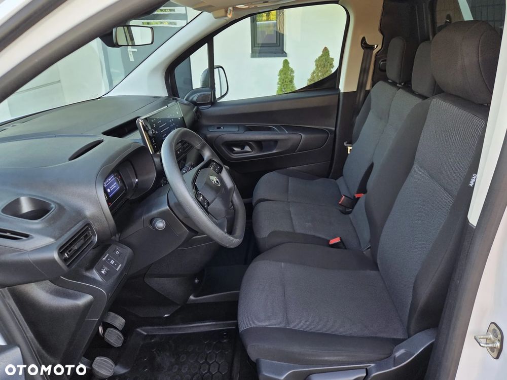 Opel COMBO - 15