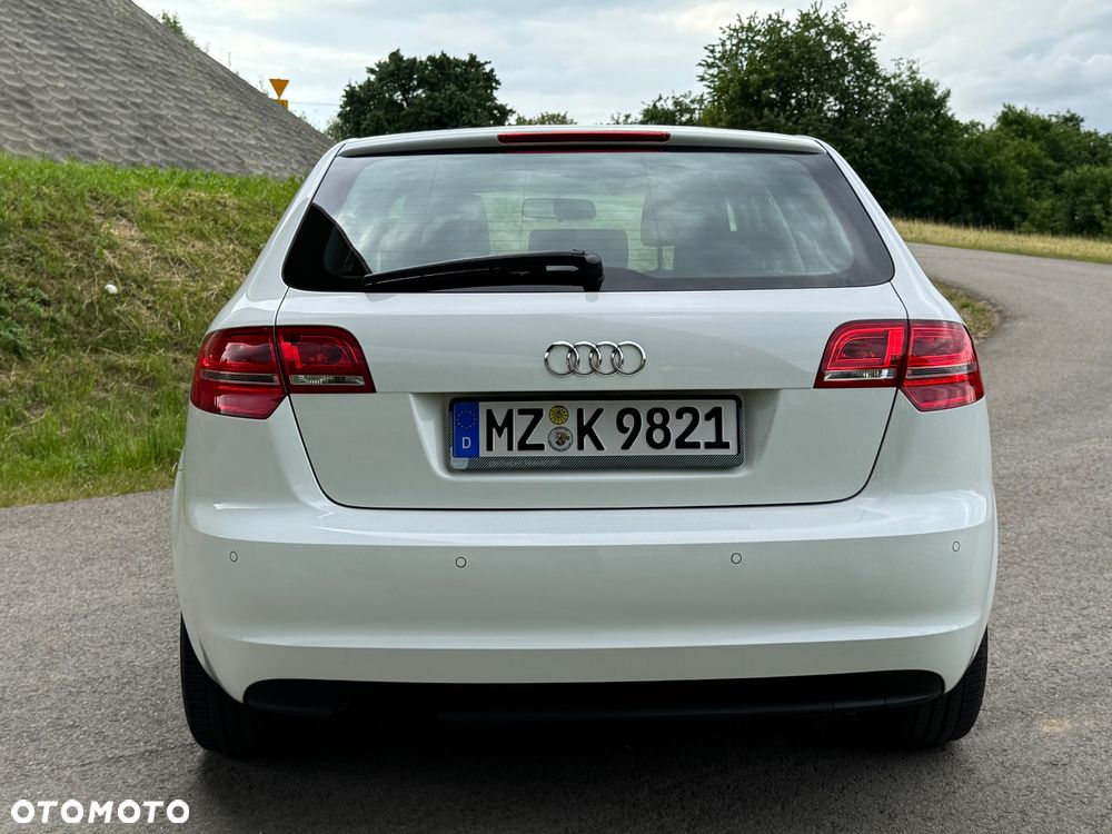 Audi A3 Sportback - 32