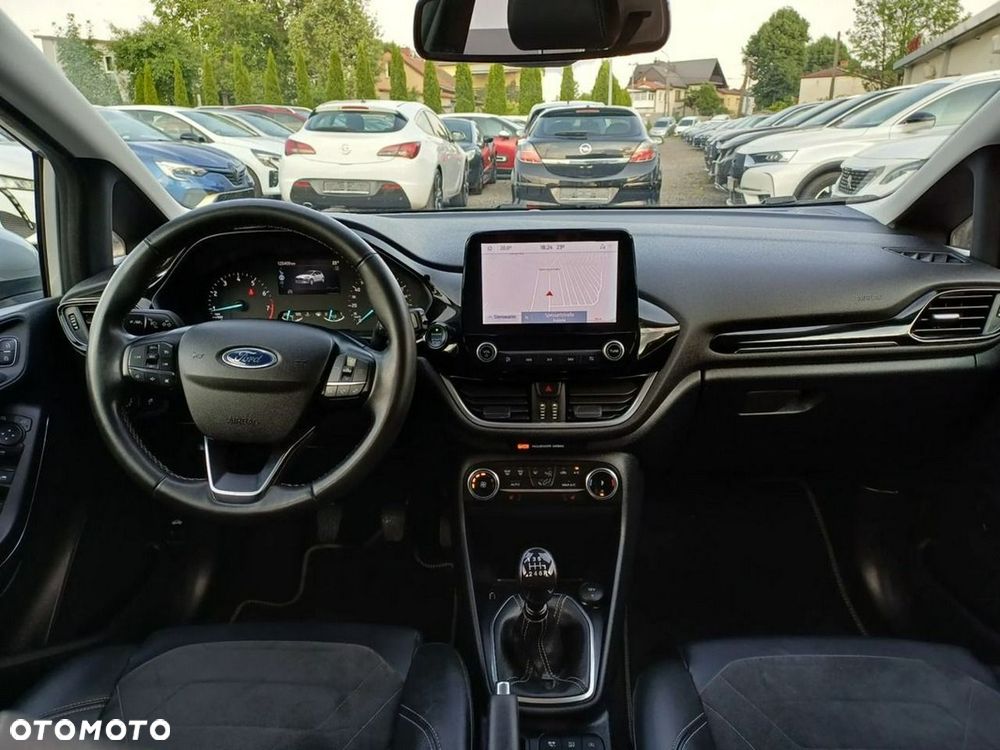 Ford Fiesta 1.0 EcoBoost S&S TITANIUM - 26