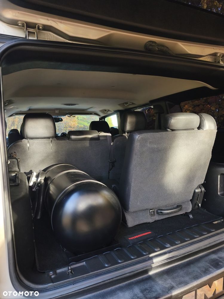 Hummer H2 - 8