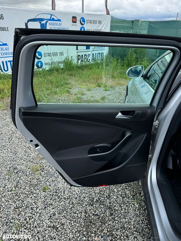 Volkswagen Passat - 15