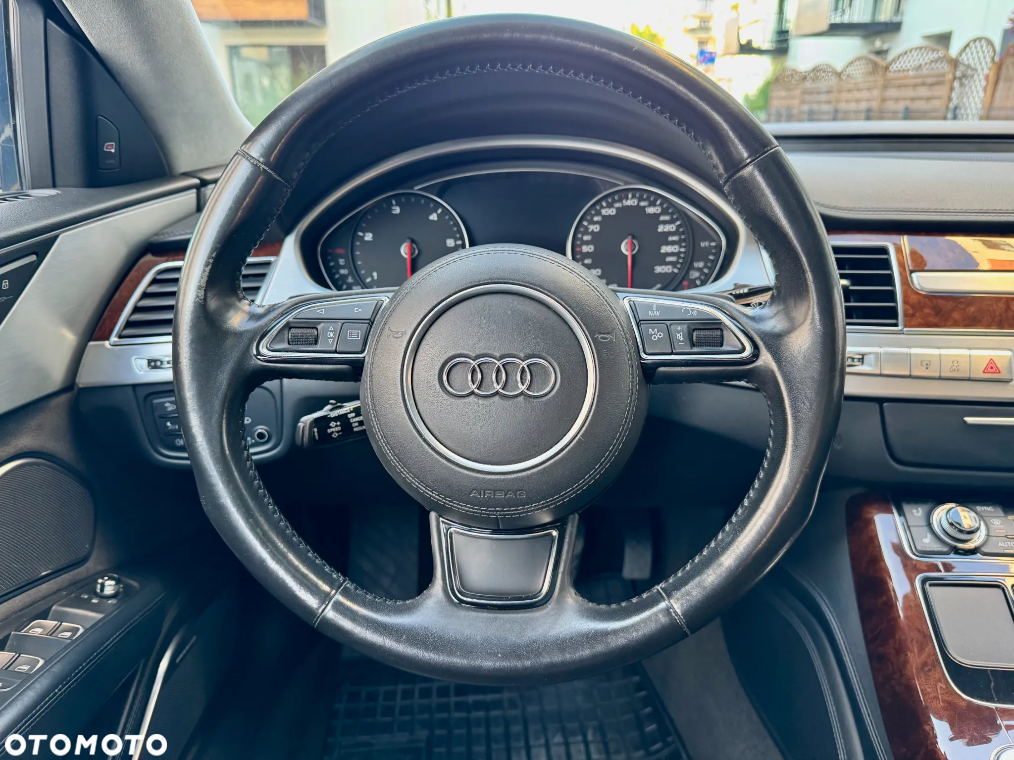 Audi A8 4.2 TDI L Quattro - 16