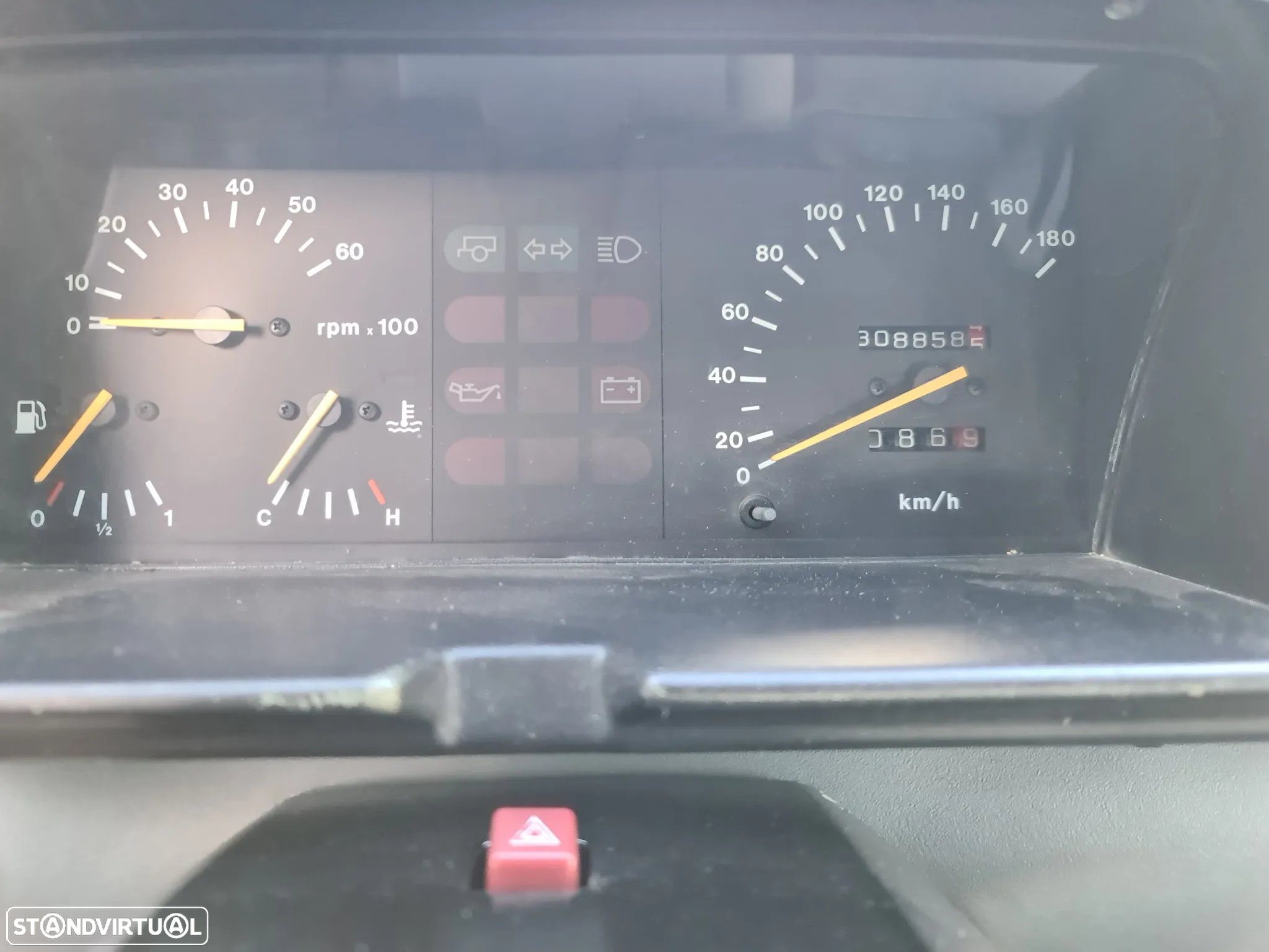 Land Rover Discovery 2.5 TDi - 14