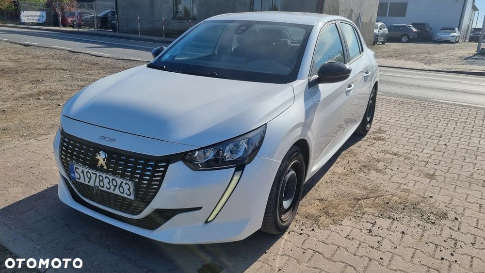 Peugeot 208 - 17