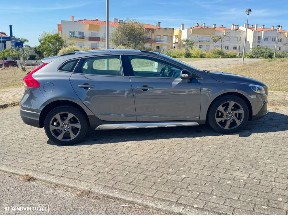 Volvo V40 1.6 D2 Summum - 12