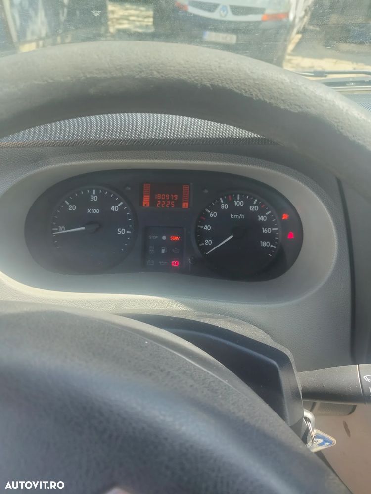 Renault Master 2.5 L2H2 - 7