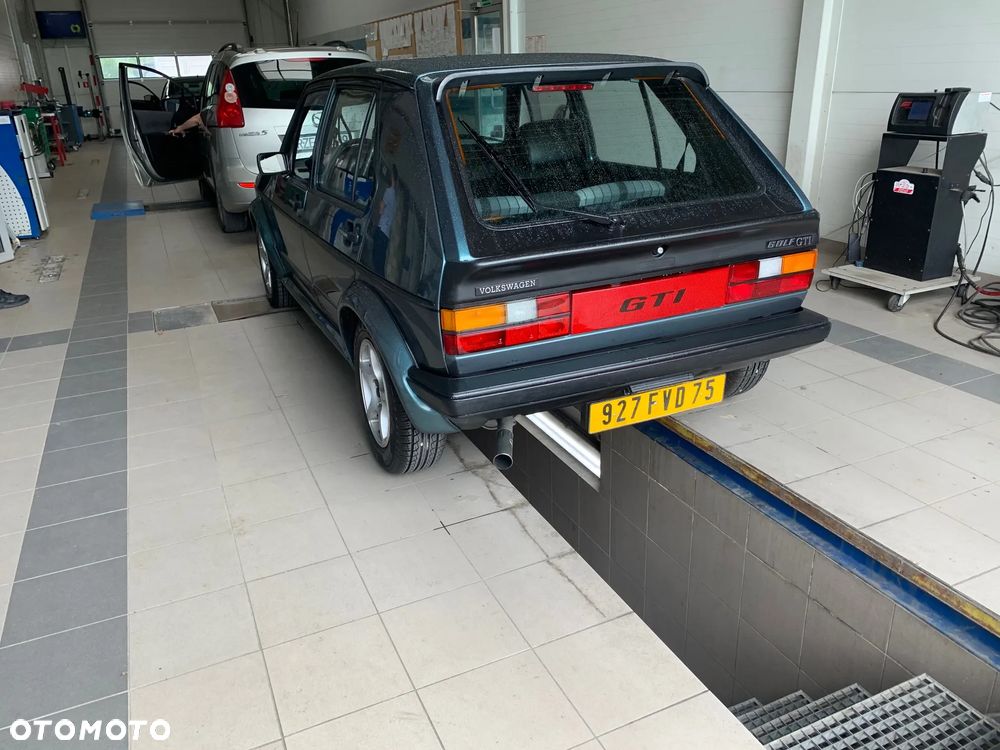Volkswagen Golf 1.8 GTI - 13