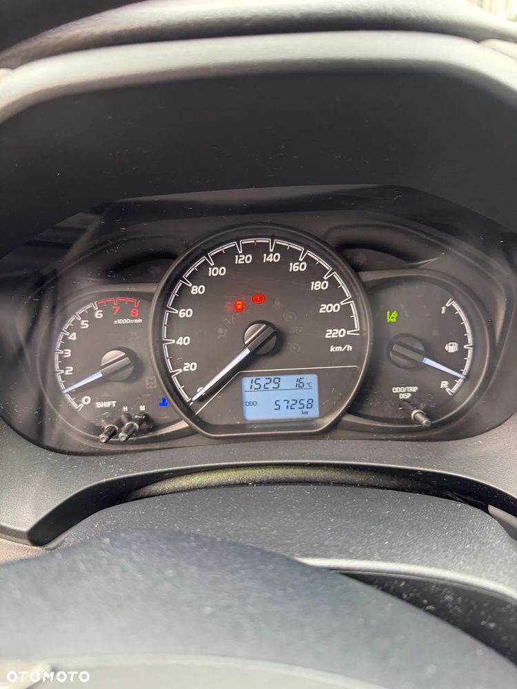 Toyota Yaris 1.0 Active EU6 - 10