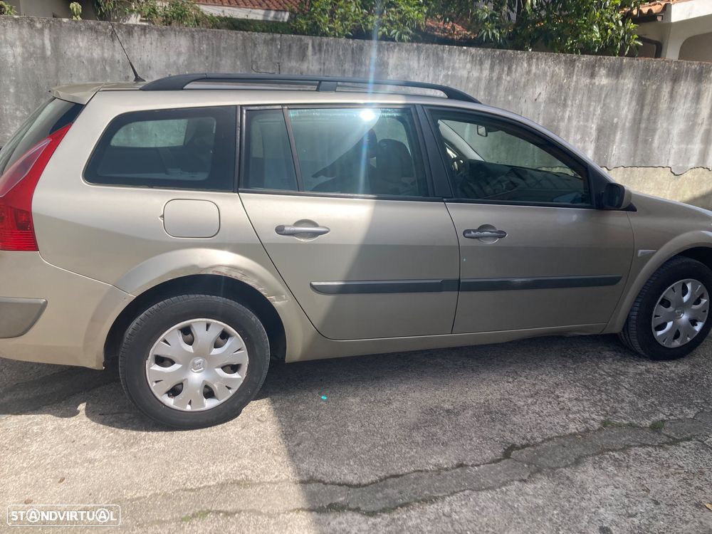Renault Mégane Break 1.5 dCi Dynamique - 5