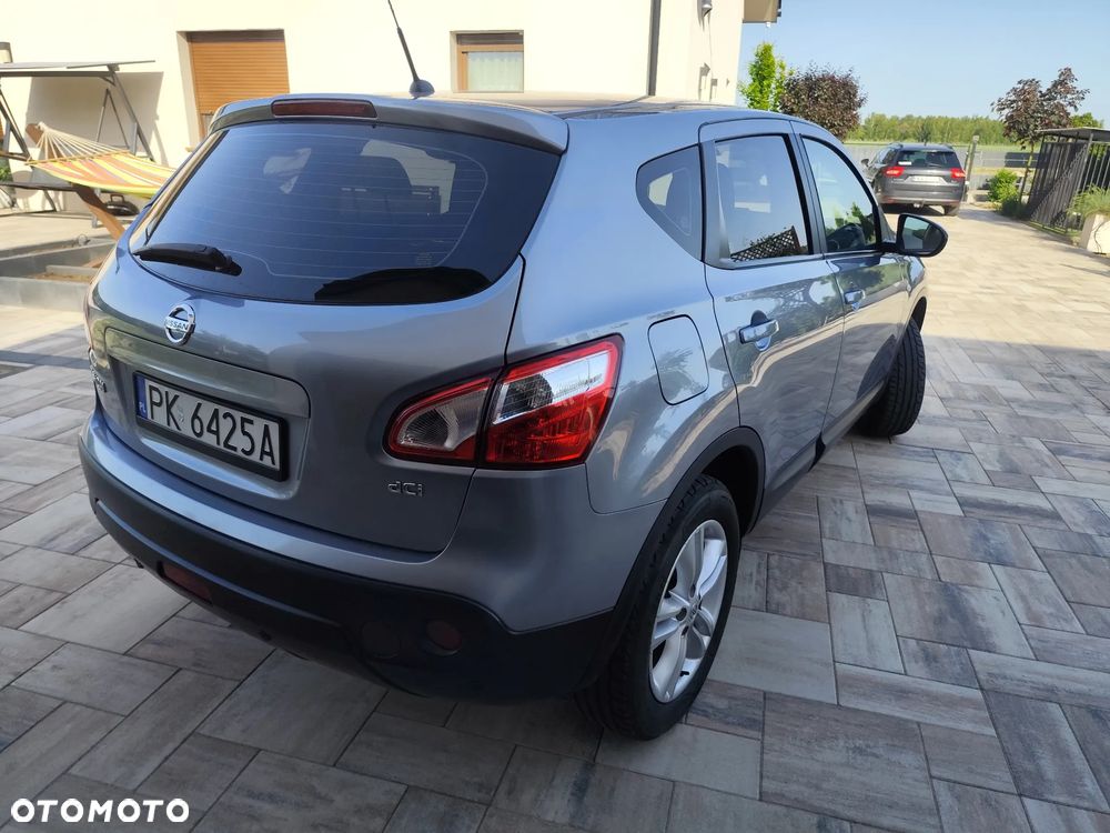 Nissan Qashqai 1.5 dCi Tekna - 4