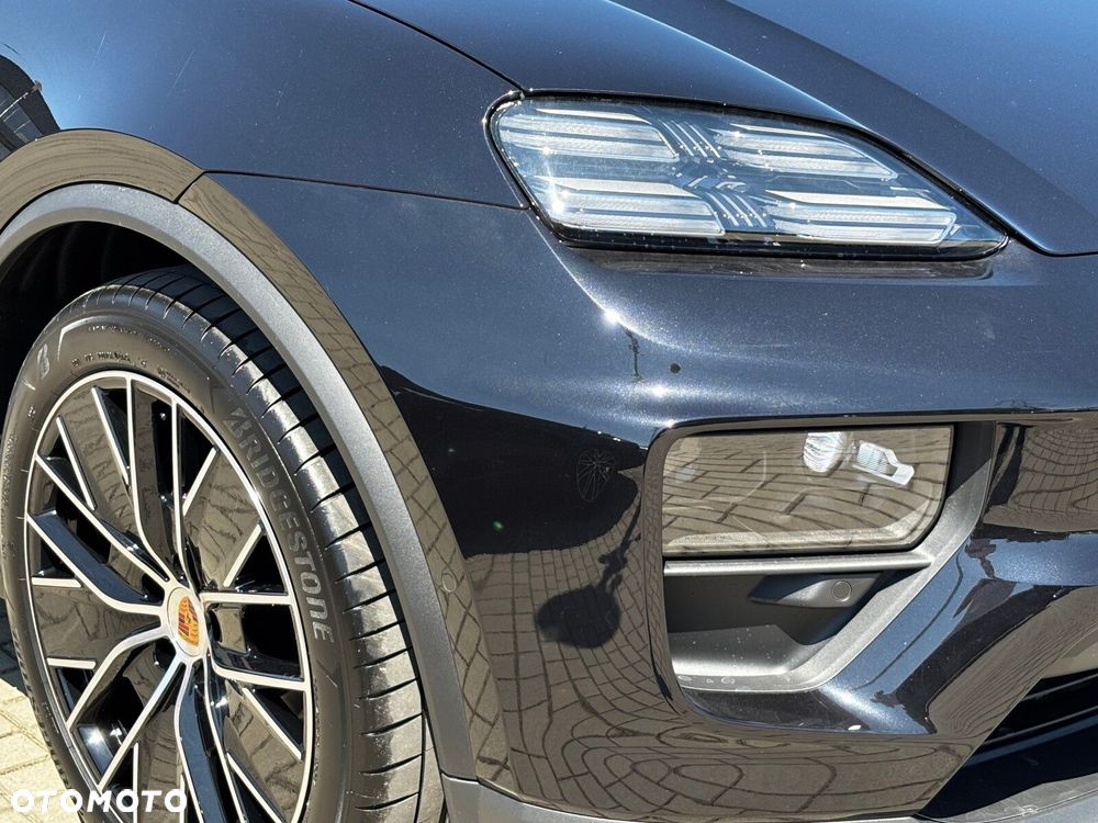 Porsche Macan - 16