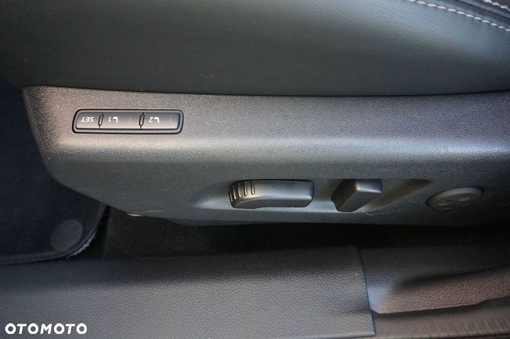 Nissan Qashqai 1.3 DIG-T TEKNA+ - 12