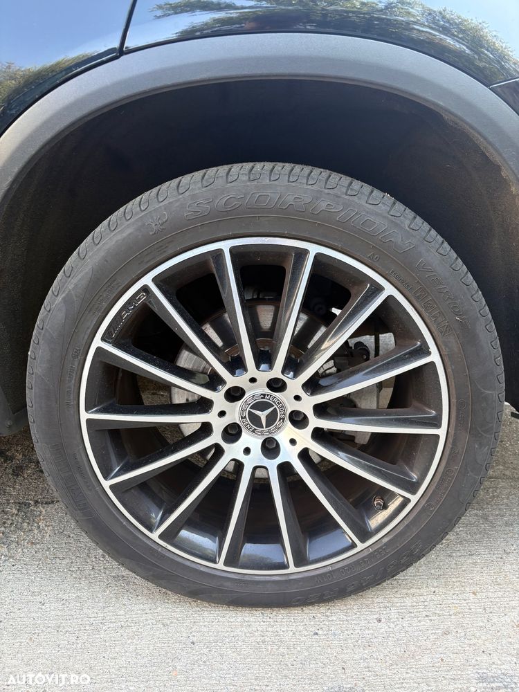 Mercedes-Benz GLC 300 e 4MATIC - 15