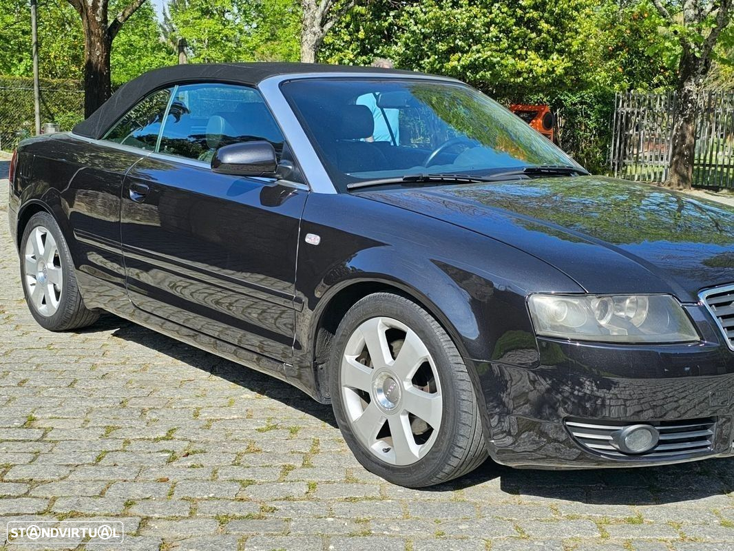 Audi A4 Cabrio 2.5 TDi Multit. S-line - 4