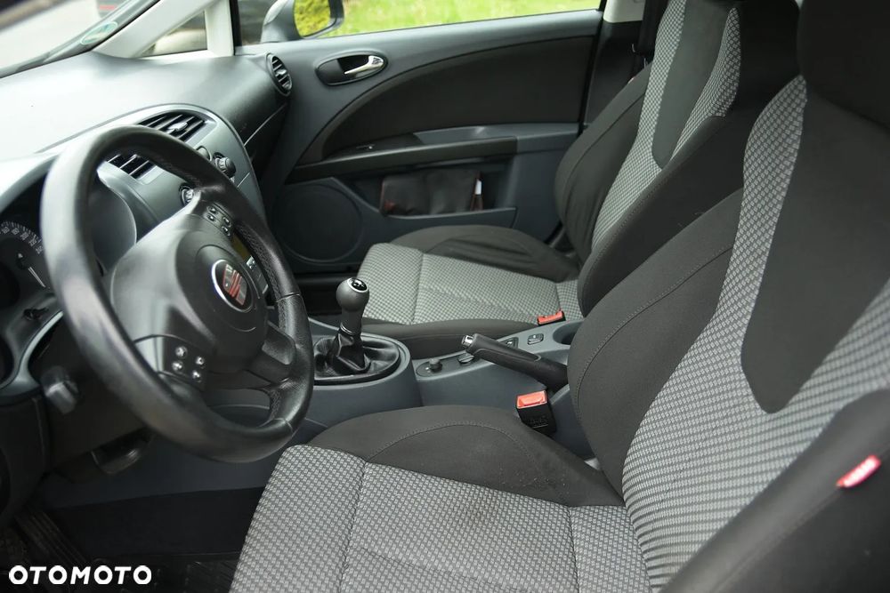 Seat Leon - 25