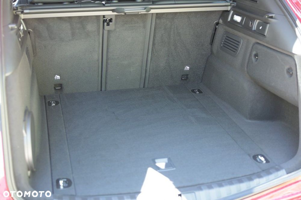 Alfa Romeo Stelvio - 15