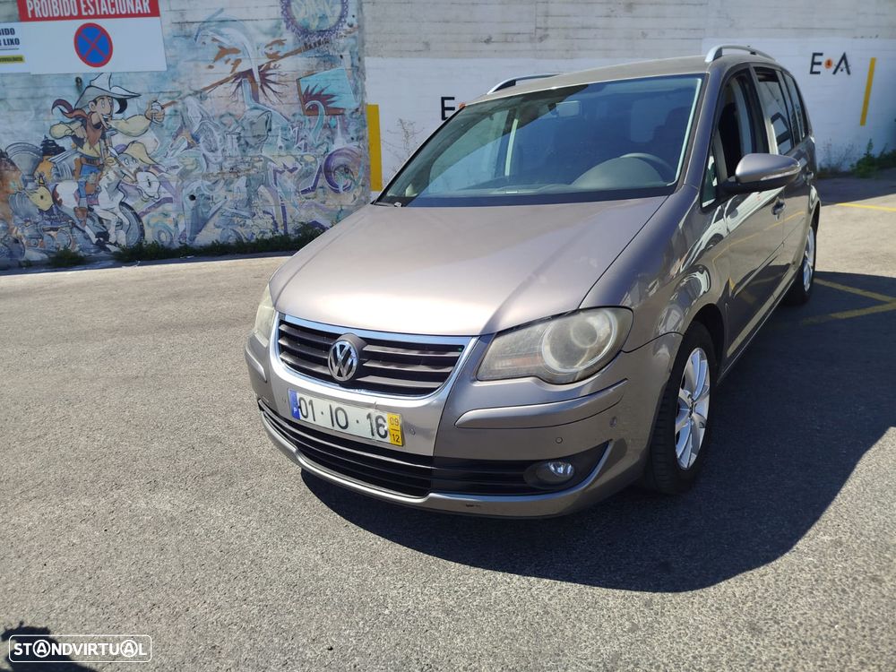 VW Touran - 1