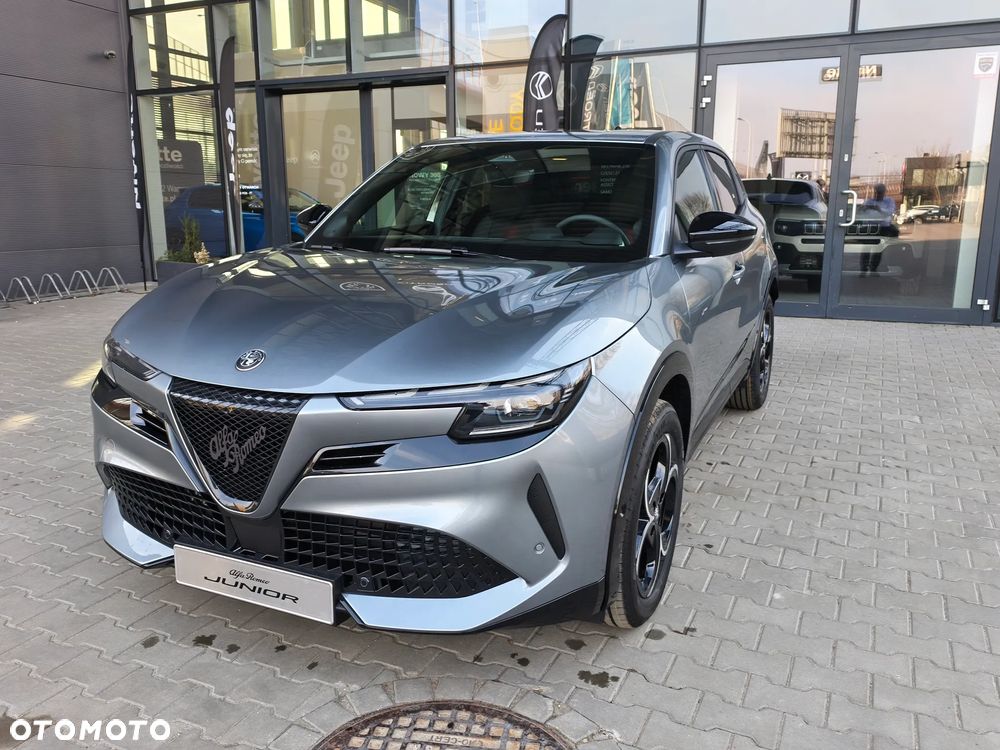 Alfa Romeo Junior 1.2 VGT Ibrida Ti - 9