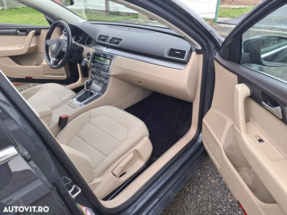 Volkswagen Passat Variant 2.0 Blue TDI DSG SCR Exclusive - 8