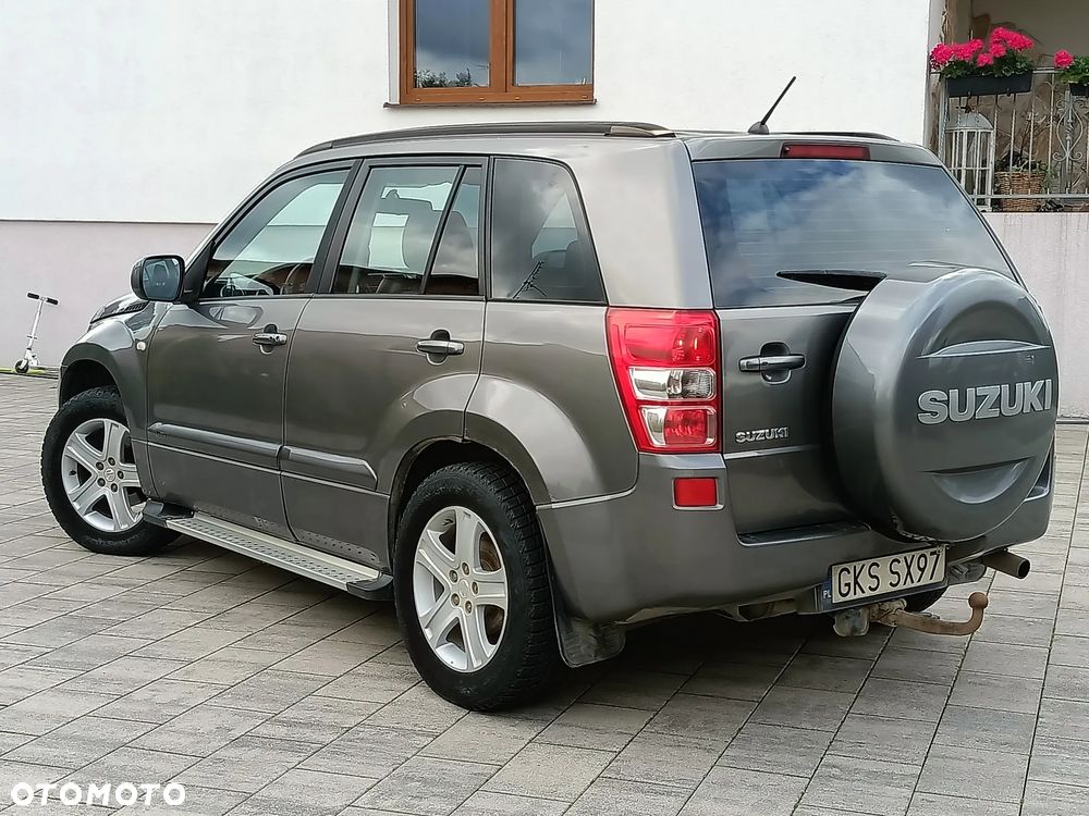 Suzuki Grand Vitara 2.0 De luxe - 6